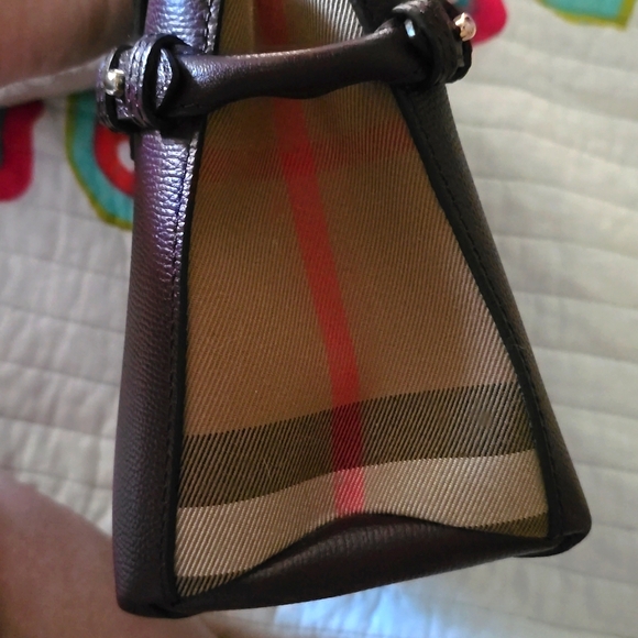 Burberry mahogany red baby banner - Picture 4 of 7